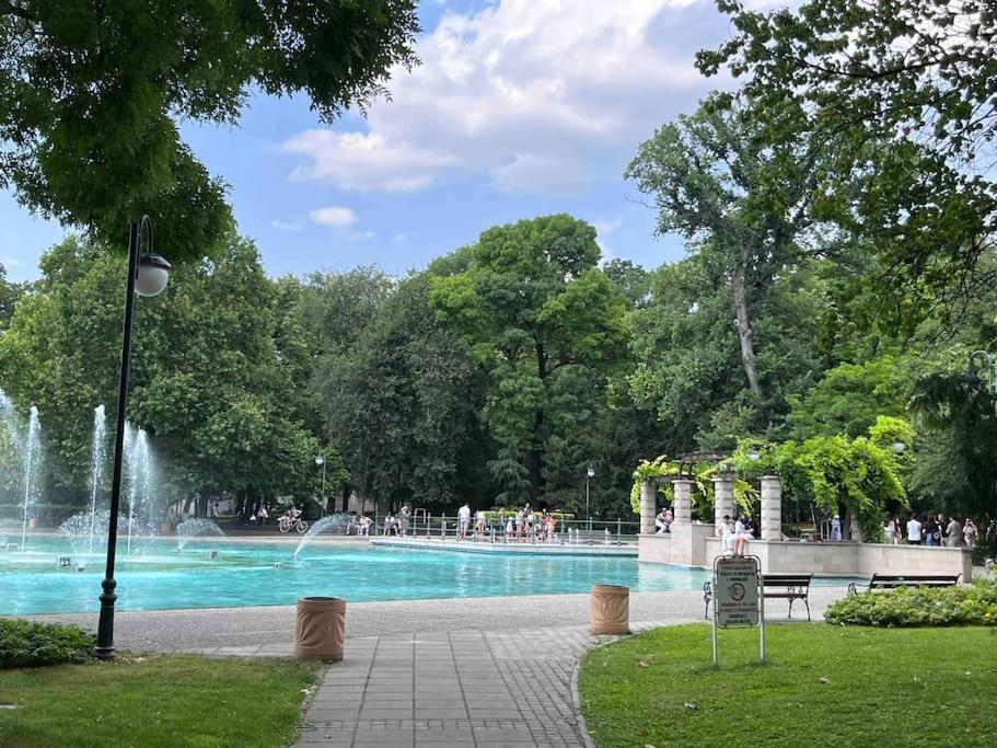 7Mins City Garden And Center+P Plovdiv Luaran gambar